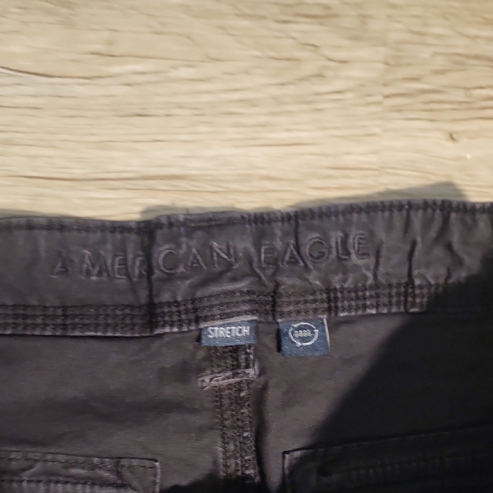 American Eagle Outfitters Black Cargo Pants - Picture 2 of 4